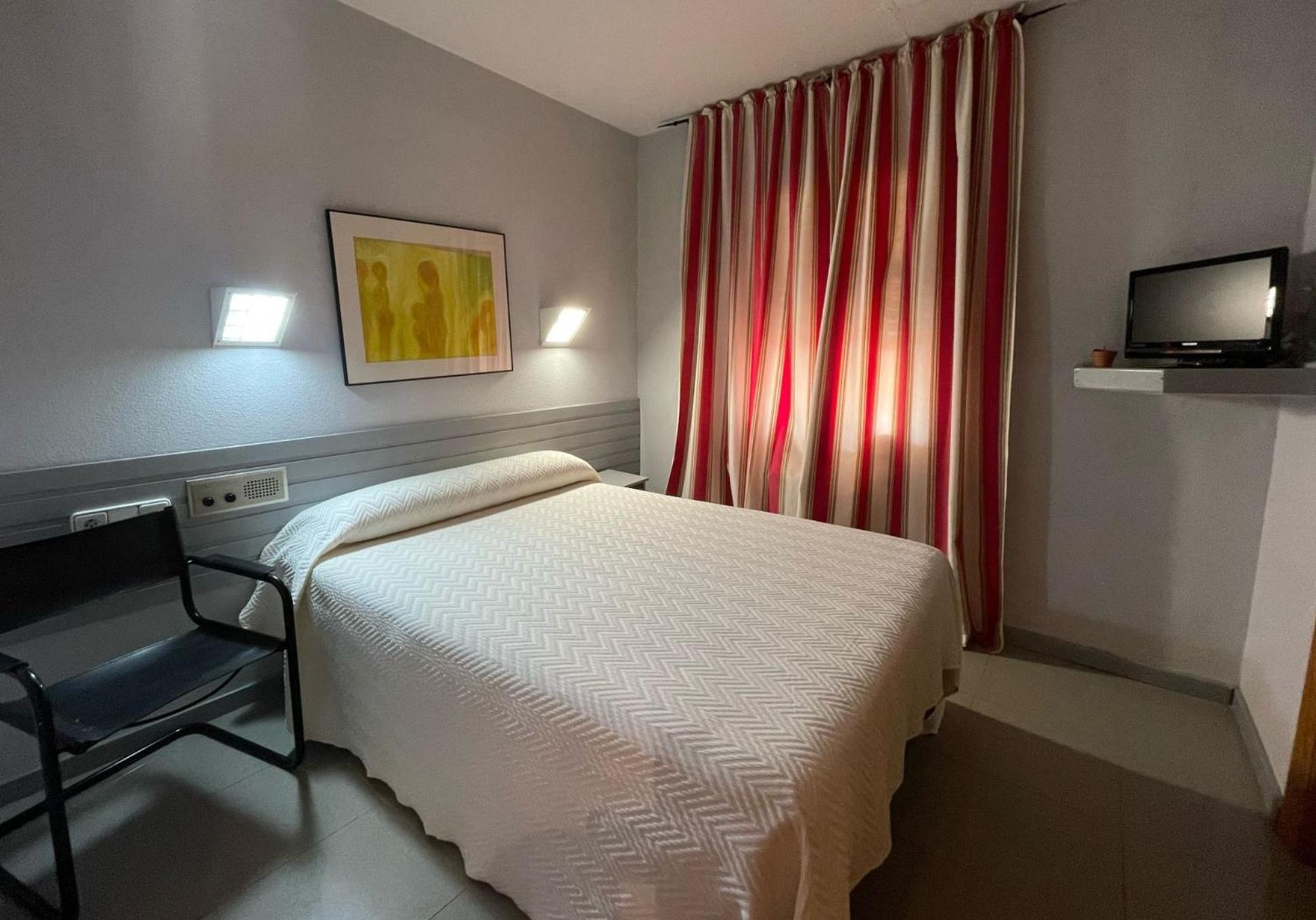 Hotel Fidalgo Calamocha Zewnętrze zdjęcie