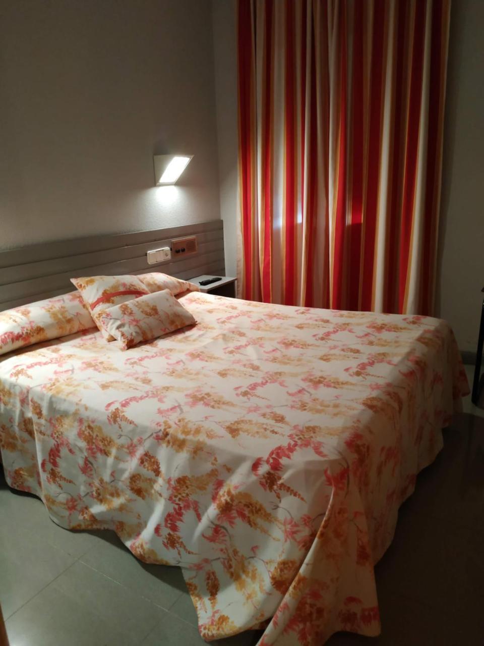 Hotel Fidalgo Calamocha Zewnętrze zdjęcie